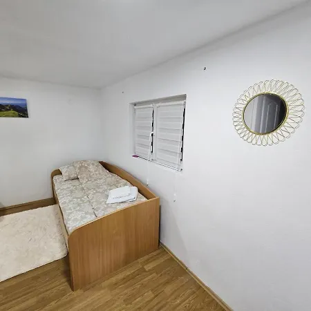 Apartment Kuca Vasiljevica 064/16 88 141 *