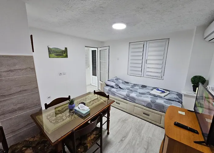 Kuca Vasiljevica 아파트 크랄레보